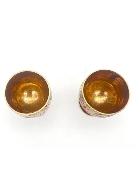 Set Of 2 Vintage Mini Brass Goblets Etched Floral Design Ornate Chalice 2" Tall - Picture 5 of 6